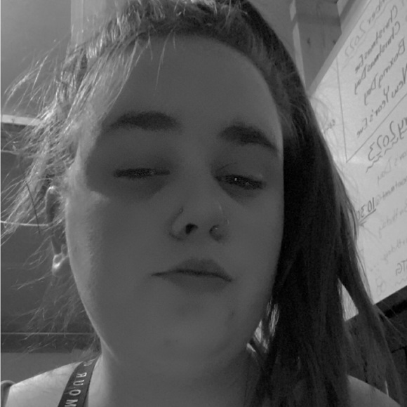 Meet your Posher, Dana - Picture 1 of 1